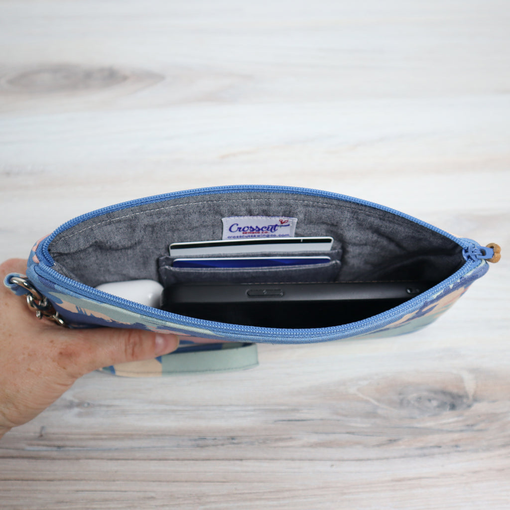 Wristlet Sewing Kit - Abstract Blue