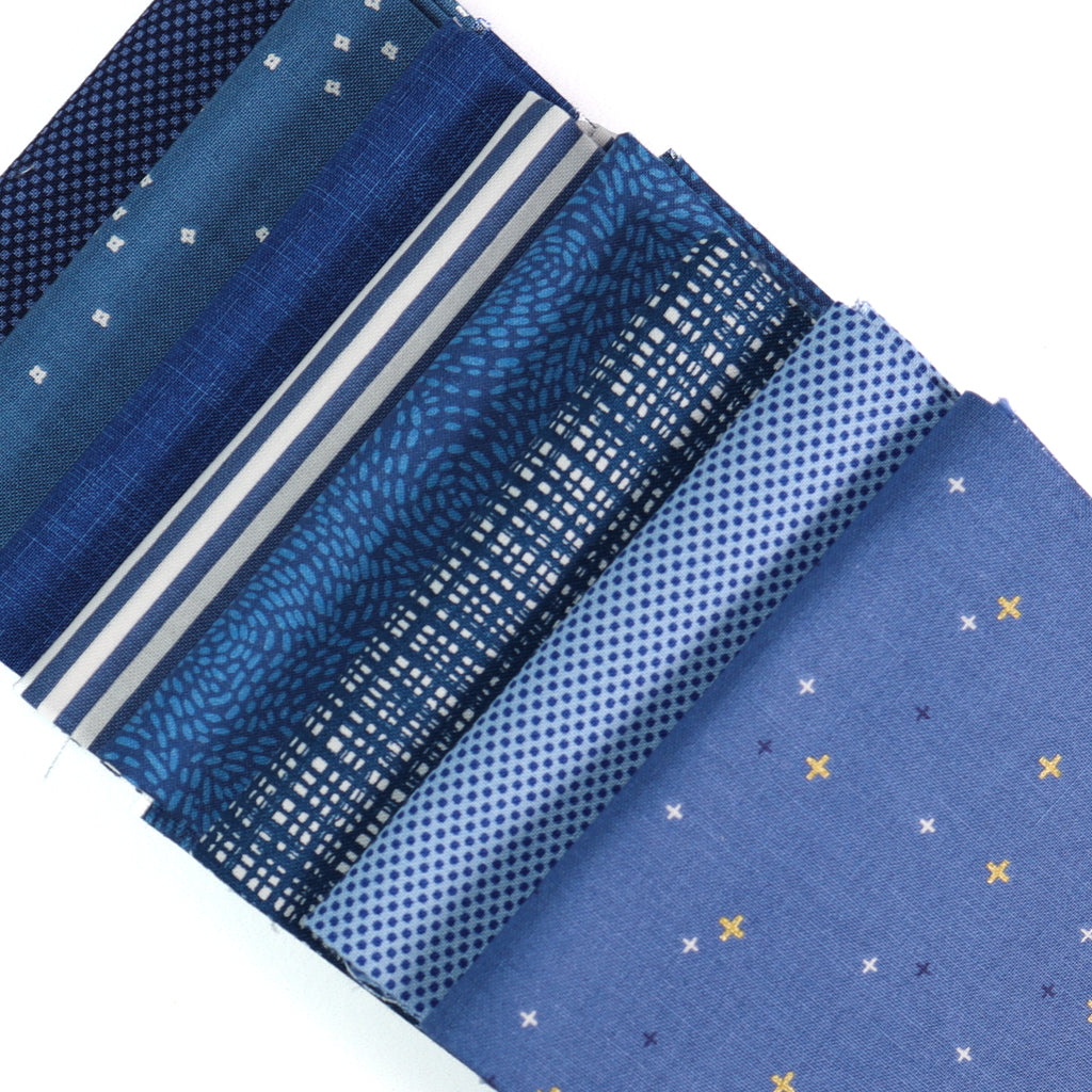 Blue (8) Piece Fat Quarter Bundle