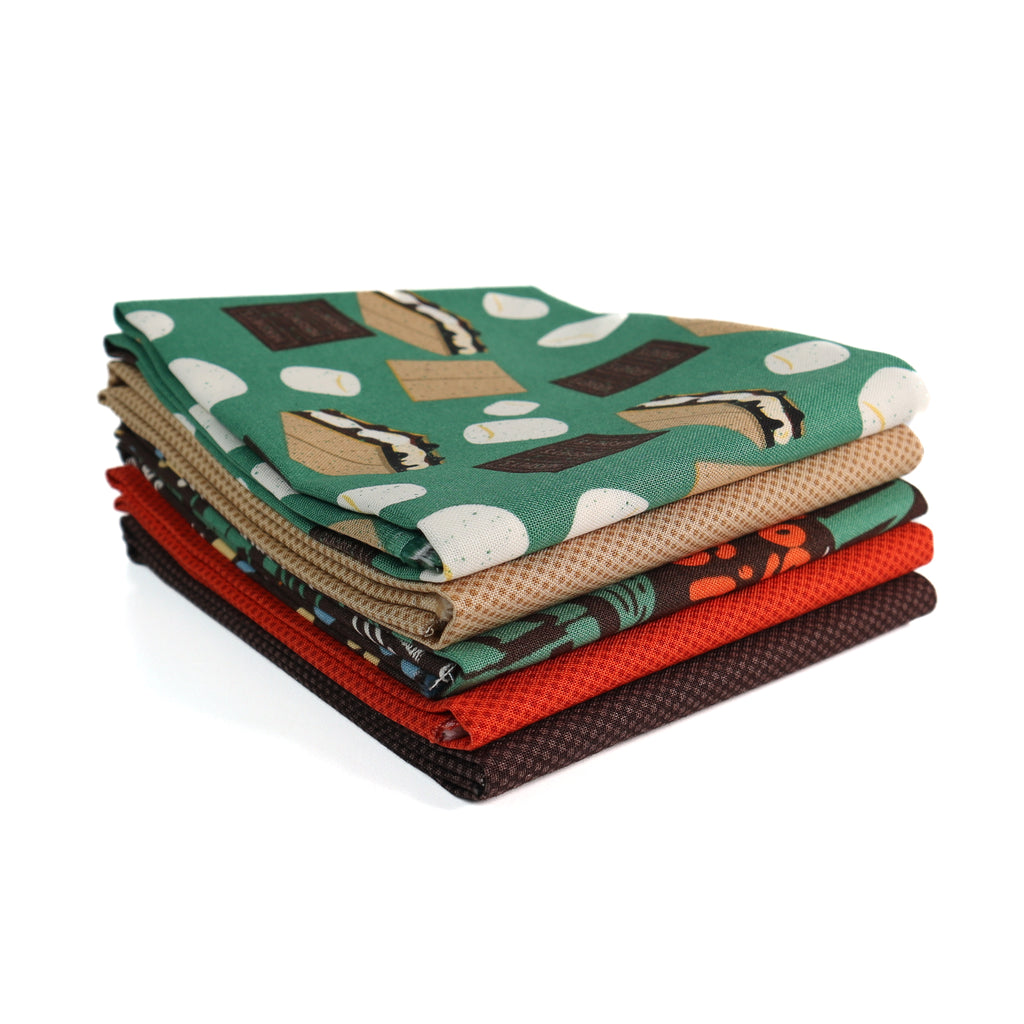 Camp S'mores with Hershey (5) Piece Fat Quarter Bundle