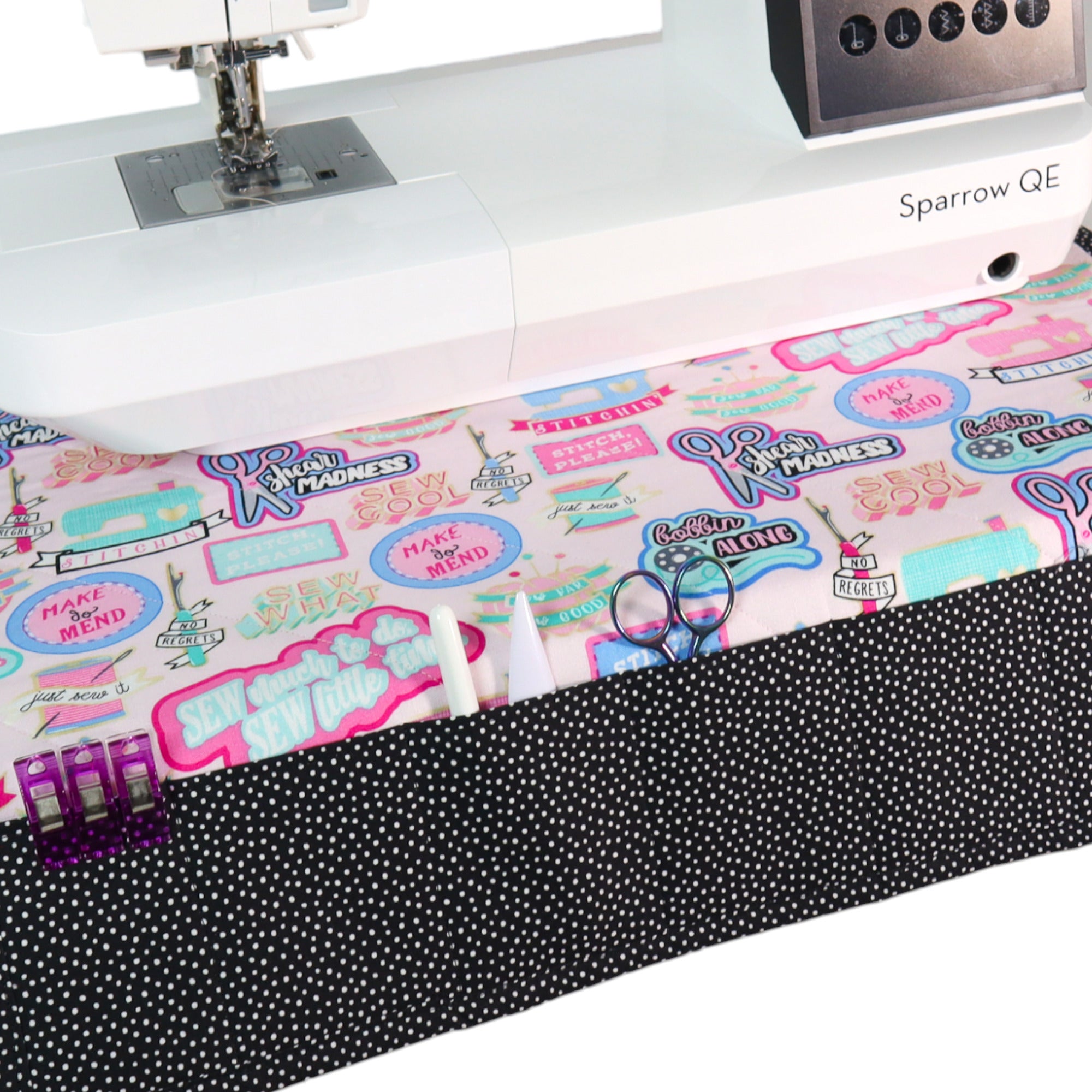 DIY Sewing Machine Mat with Pockets Free Sewing Pattern