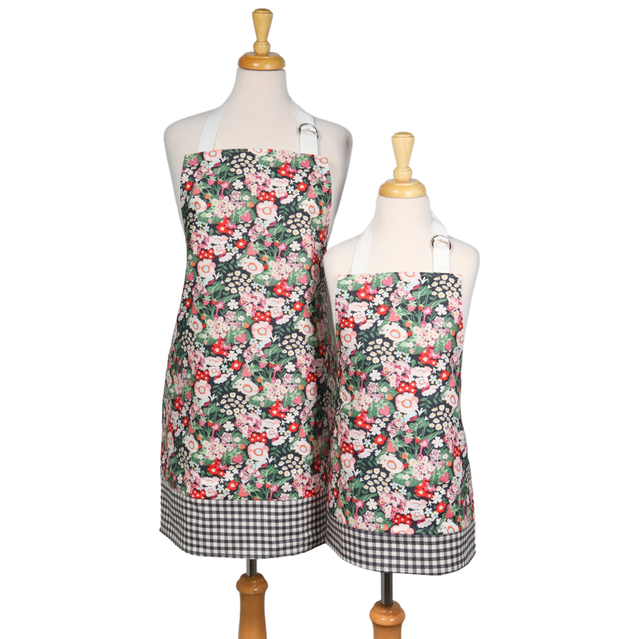 Crosscut Sewing Co.® Apron Sewing Project Kit - Strawberry Floral