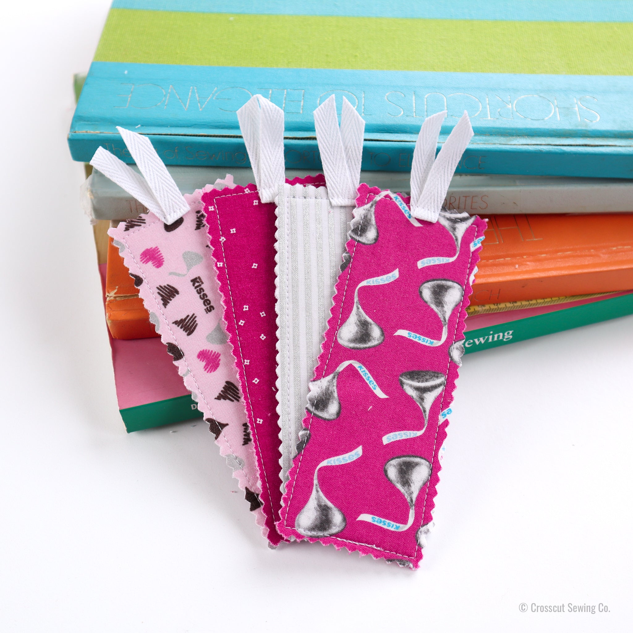 Bookmark Sewing Kit - Kisses