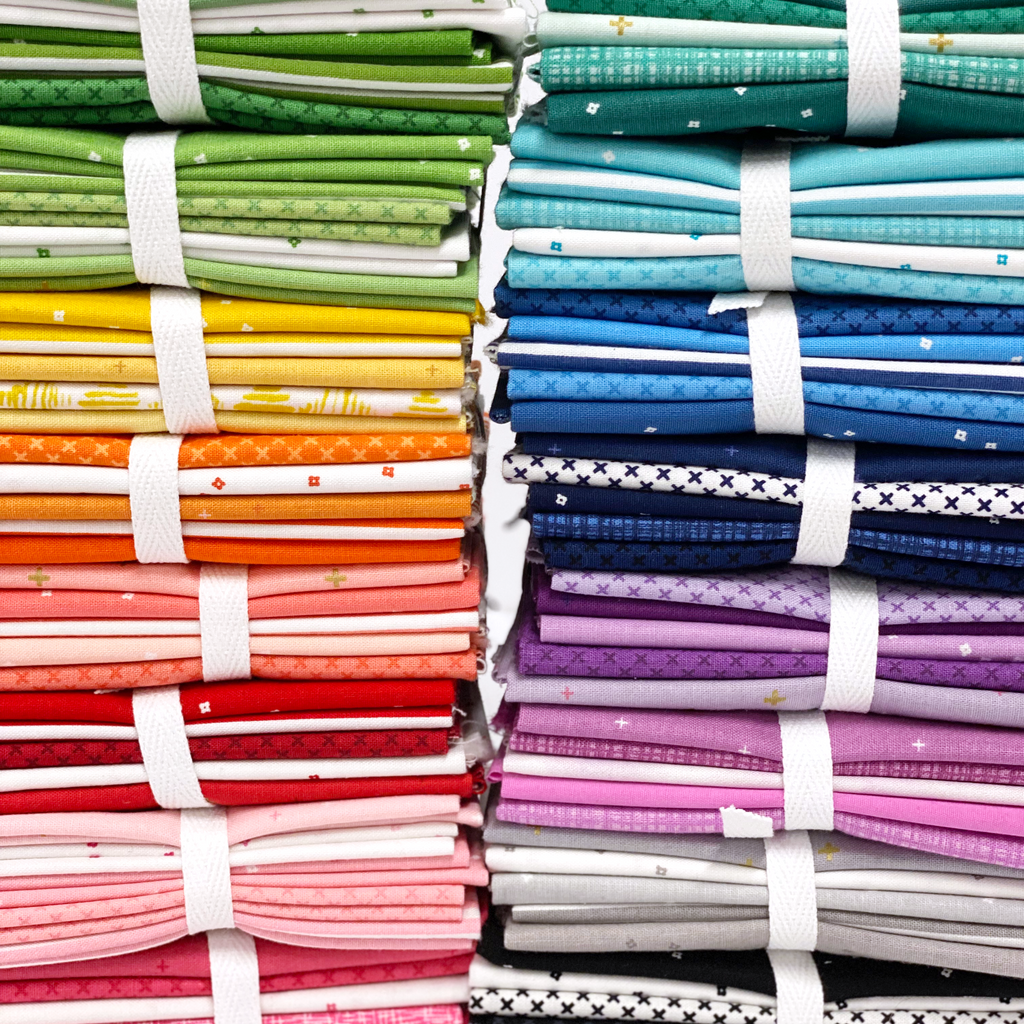 Yellow (5) Piece Fat Quarter Bundle